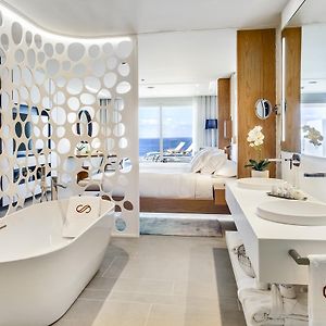 Junior Suite Front Sea View
